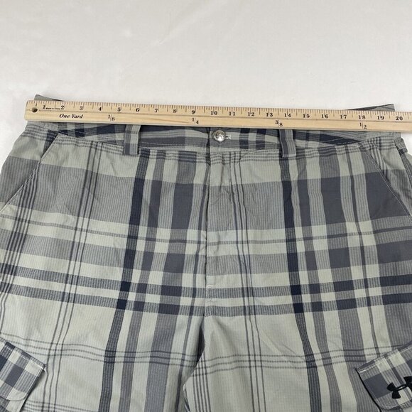 Under Armour Cargo Shorts Men’s 40 Nylon Plaid Mesh Pockets Hike Outdoors - Picture 5 of 11